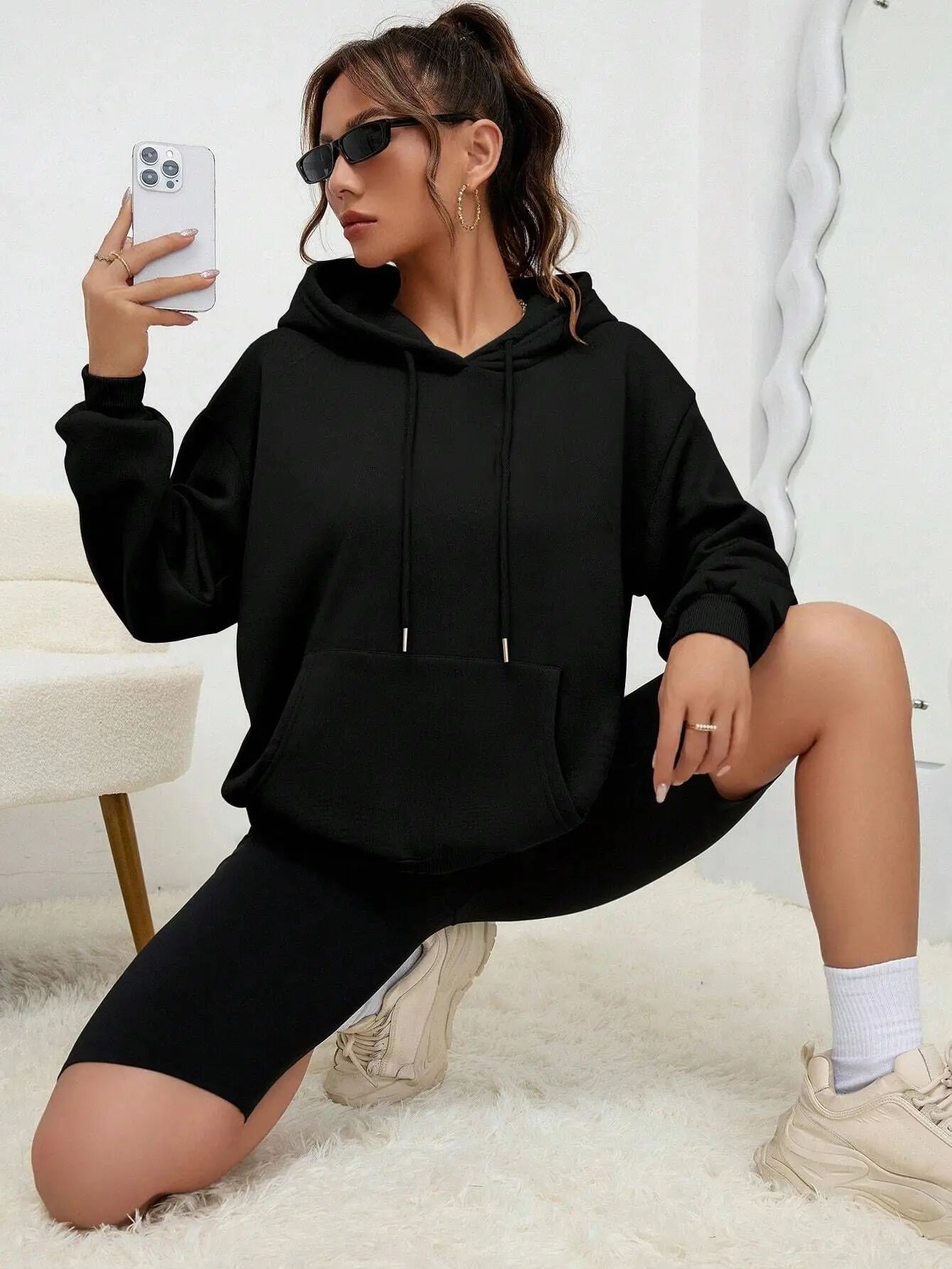 Unisex Loose Fit Solid Color Fleece-Lined Hoodie with Pocket