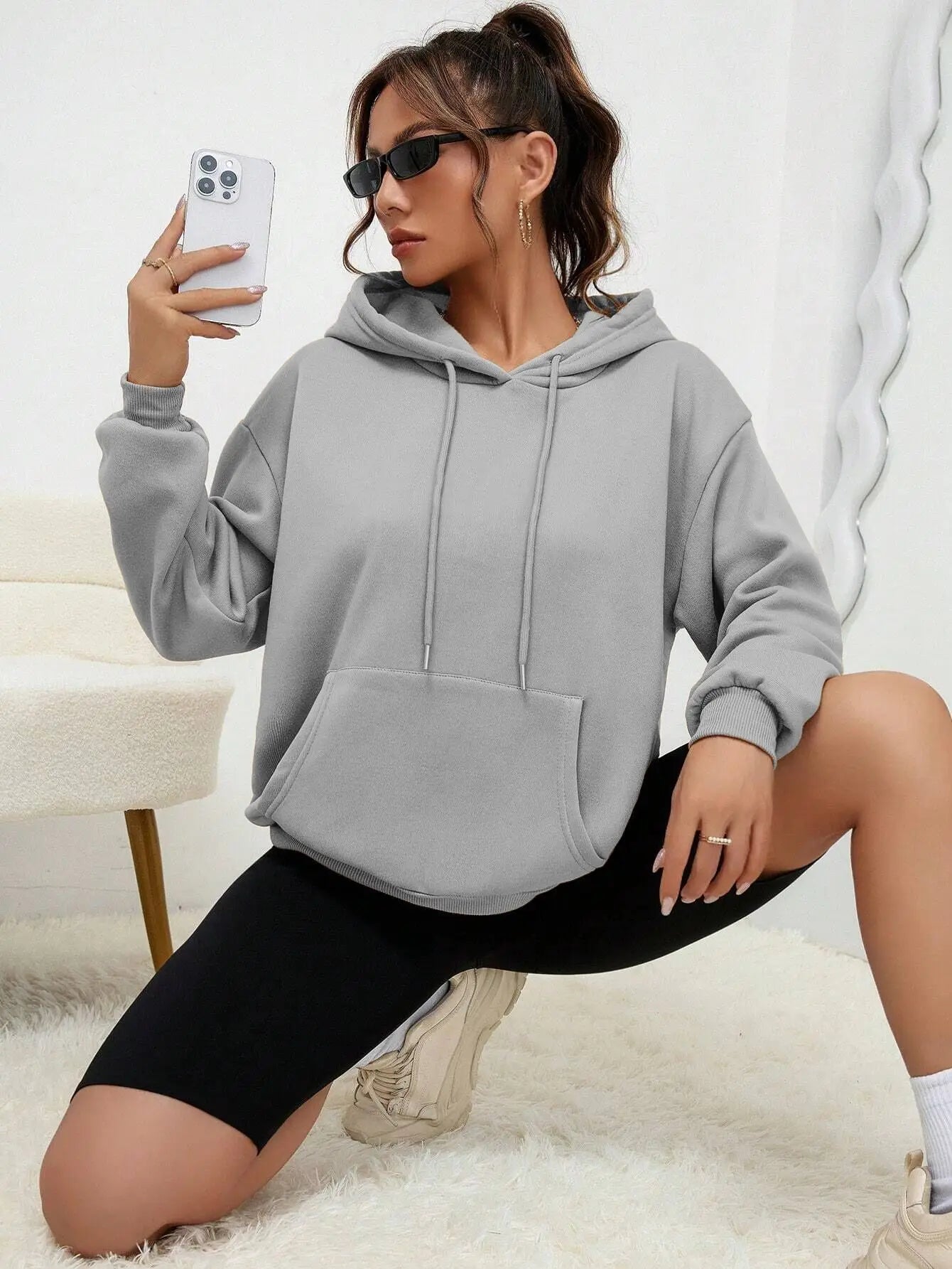 Unisex Loose Fit Solid Color Fleece-Lined Hoodie with Pocket